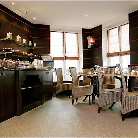 Pavillon Opera Bourse 酒店 3*