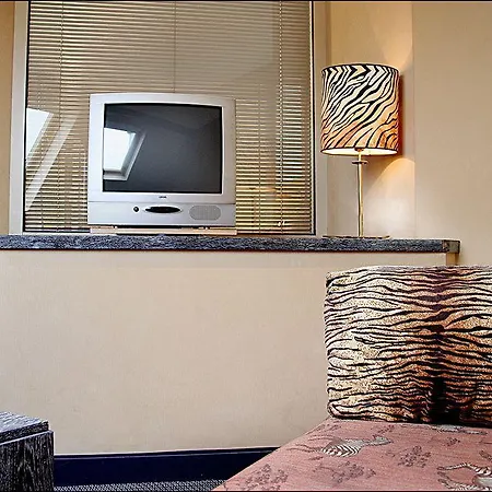 Pavillon Opera Bourse ホテル パリ