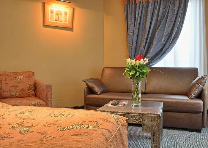 Pavillon Opera Bourse Отель 3*